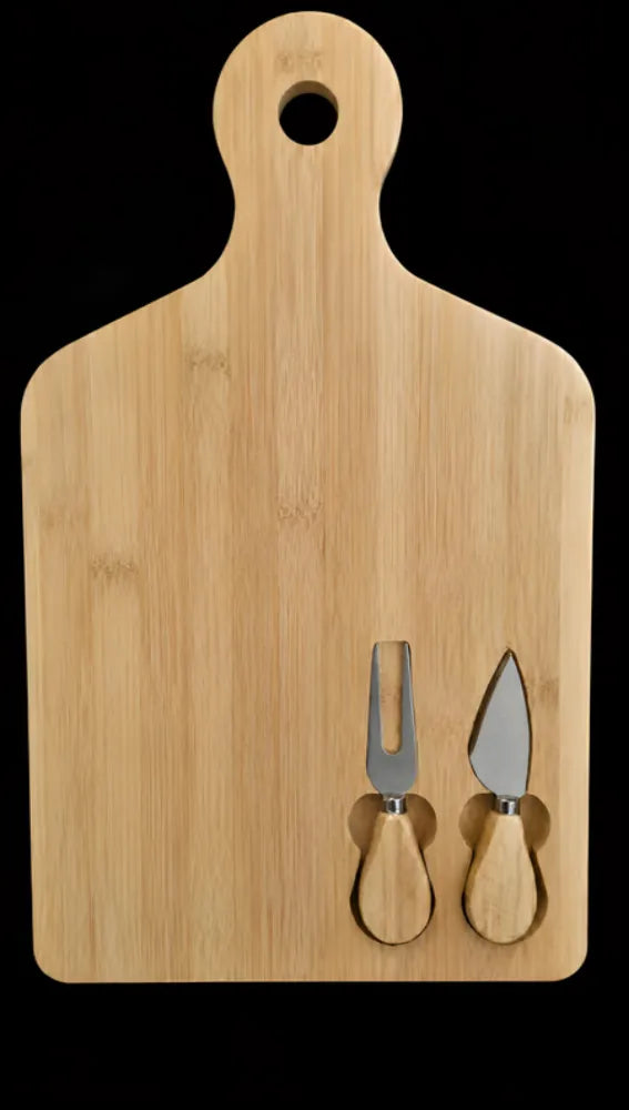 CUSTOMIZED CHEESE CUTTING BOARD